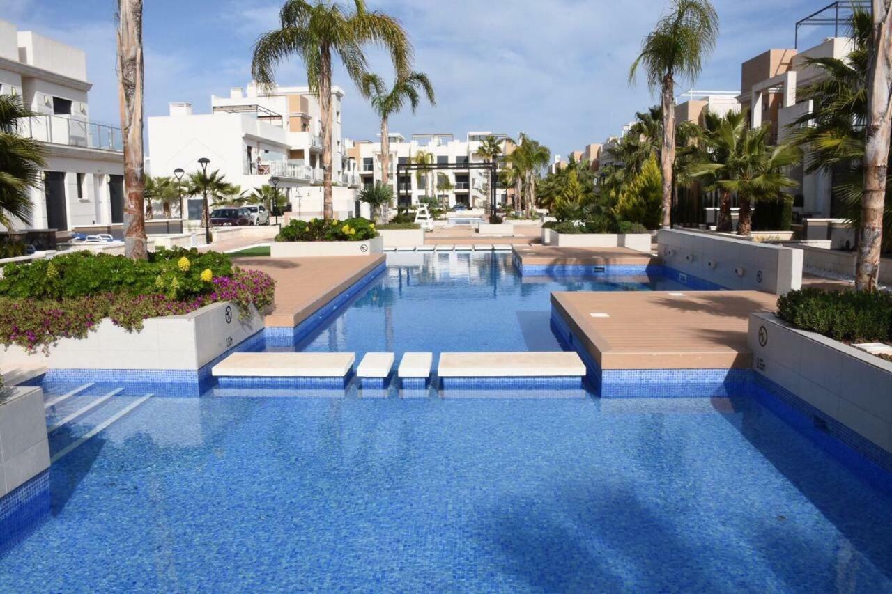 Hotel La Zenia Beach Bungalow Orihuela Exterior foto